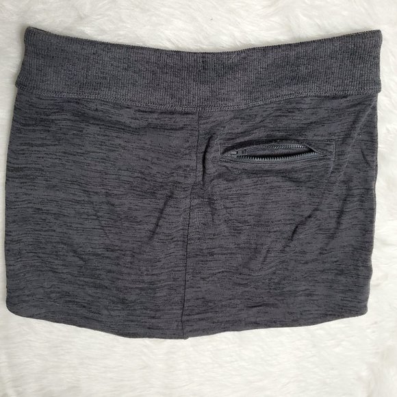 Athleta Gray Skirt & Capri Leggings Bundle, XS - Picture 3 of 7